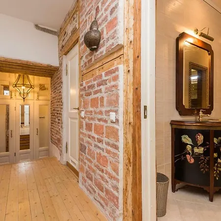 Luxury Apartment-historical Michel Sittow's House Tallinn